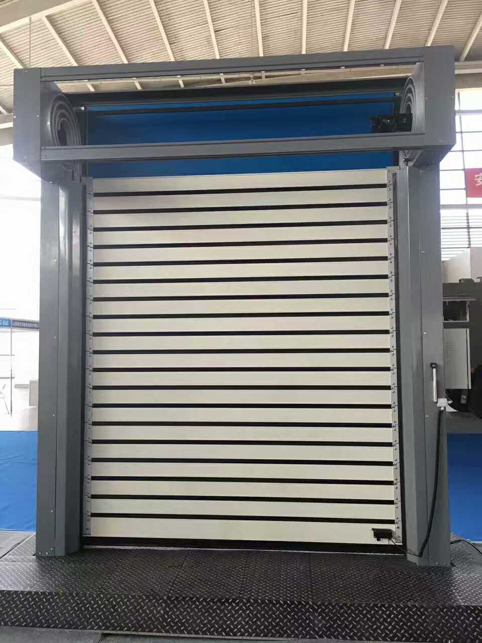 硬质快速卷帘门